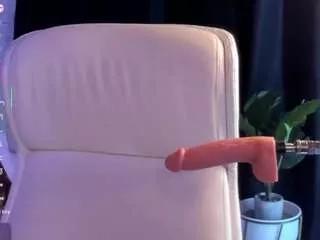 Offline chanttall-1 on CamSoda