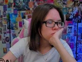 Freechat chio-mio on CamSoda