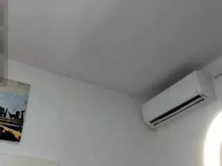 cocoqueenn on CamSoda 