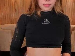 Offline conniehot on CamSoda