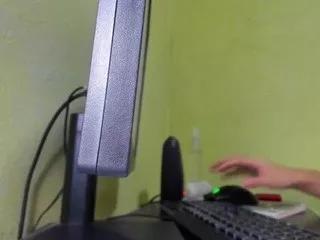 Offline coralbigdick on CamSoda