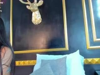 Freechat dalila30x on CamSoda
