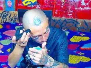 Offline damian77dam on CamSoda