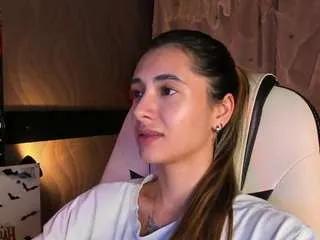 darlabelle on CamSoda