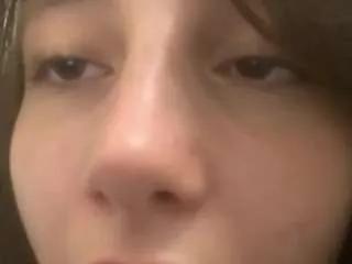 Offline delorasgerbino on CamSoda