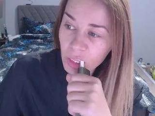 Offline directgirl on CamSoda