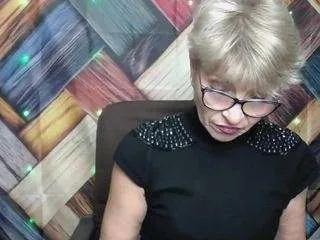 Freechat ellabonito on CamSoda
