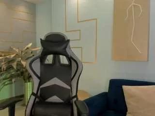 ellaclark on CamSoda 