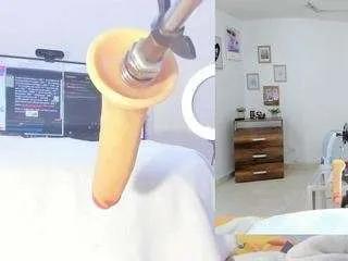 emily-philip on CamSoda