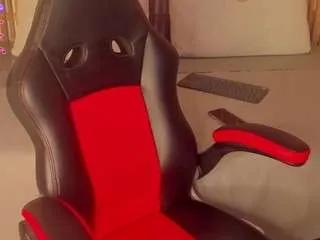 emma-cleir on CamSoda 