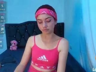 emmamateus on CamSoda 