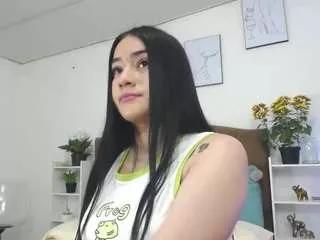 emmilysanderss on CamSoda 