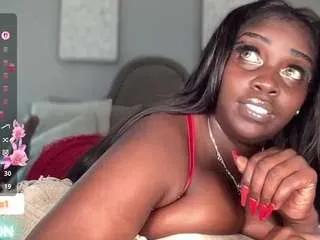 essenceblaque on CamSoda 
