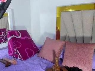 Offline evelonga707 on CamSoda