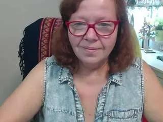 Freechat flirtyadele on CamSoda