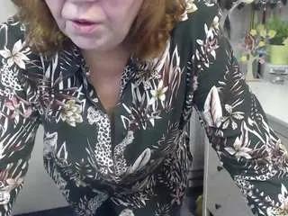 Freechat flirtyadele on CamSoda