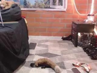 Offline foxy-pet on CamSoda