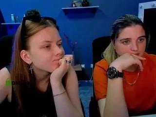 Offline foxy-tease on CamSoda