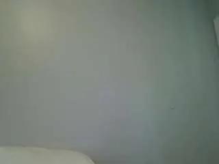 Offline fragilemasochist on CamSoda