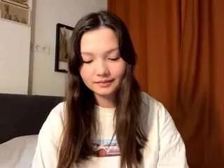 hanaloffier on CamSoda 