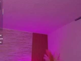 Offline hannaa-thompson on CamSoda