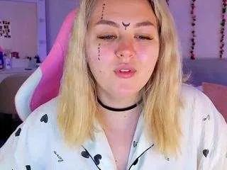 hornycakee on CamSoda