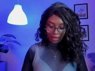 jenn-brownn on CamSoda 