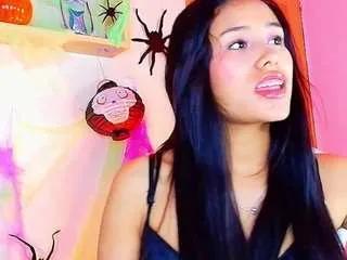 Offline julieta-mendez on CamSoda