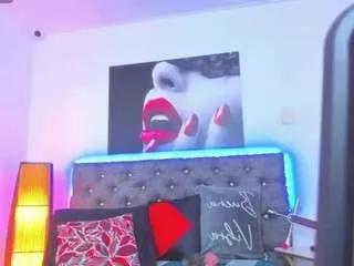 kasandra-hotsex on CamSoda 