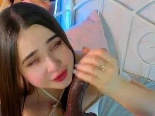 Offline katebleare on CamSoda