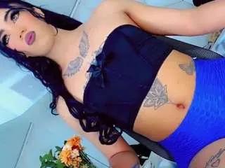 Freechat kattycock on CamSoda
