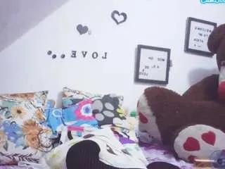 Offline katykeal on CamSoda