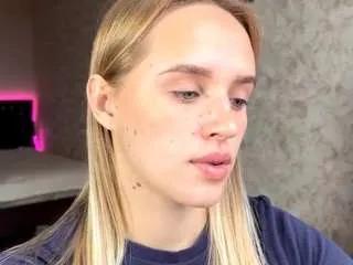 Offline kieraleeming on CamSoda