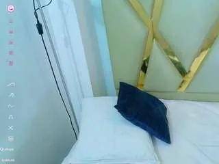 Offline kinkyhousewifee on CamSoda