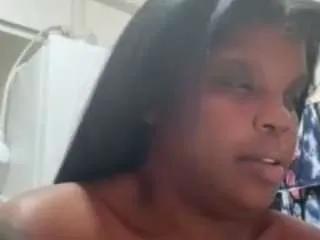 kitty-kash on CamSoda 