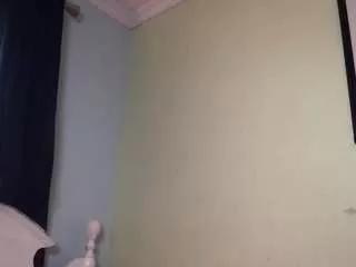 kkitty-kat on CamSoda 