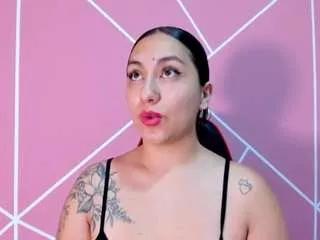 kristal27 on CamSoda