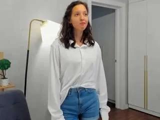 leesabreaud on CamSoda