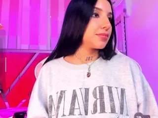 Freechat leiawong on CamSoda