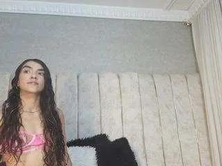 lia-thompson on CamSoda