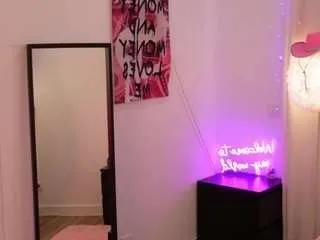 Offline liagotti on CamSoda