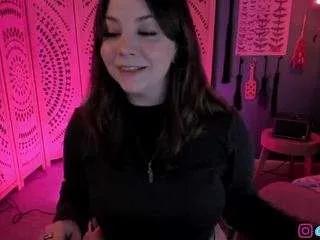 lila-ellis on CamSoda 