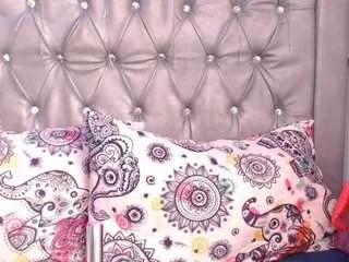 lila-gummy on CamSoda 
