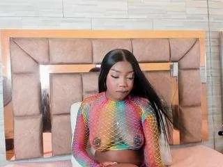 lilian-starfire on CamSoda 