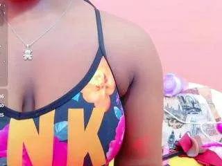 Offline lilisantos on CamSoda