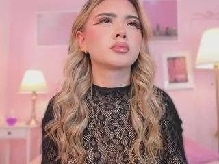 Offline little-natt on CamSoda