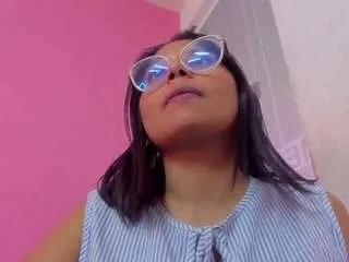 littlejulieta on CamSoda 