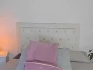 Offline lizzafox on CamSoda