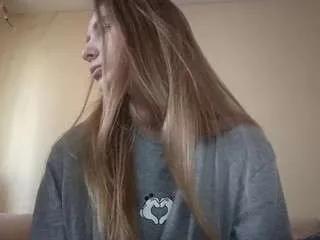 Offline luciennebronaugh on CamSoda