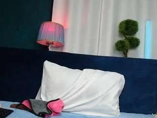 Offline luecipher360 on CamSoda